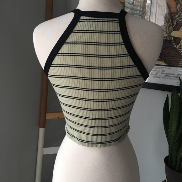 LAST 👆🏼🛸planet print striped cropped top - Picture 7 of 7